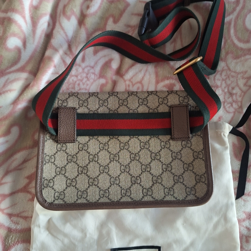 Gucci Vintage Monogram Belt Bag - Picture 2 of 3